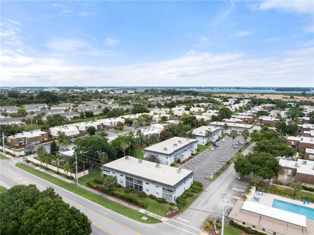 1166 6th Avenue, Unit A6, Vero Beach, FL 32960 Photo