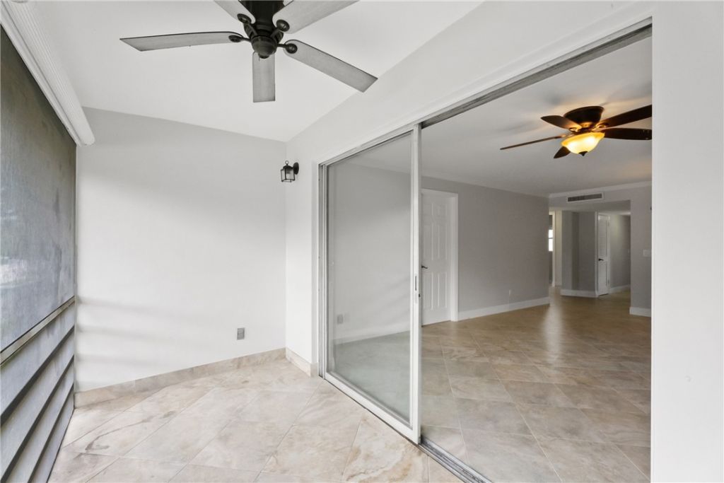 1166 6th Avenue, Unit A6, Vero Beach, FL 32960 Photo
