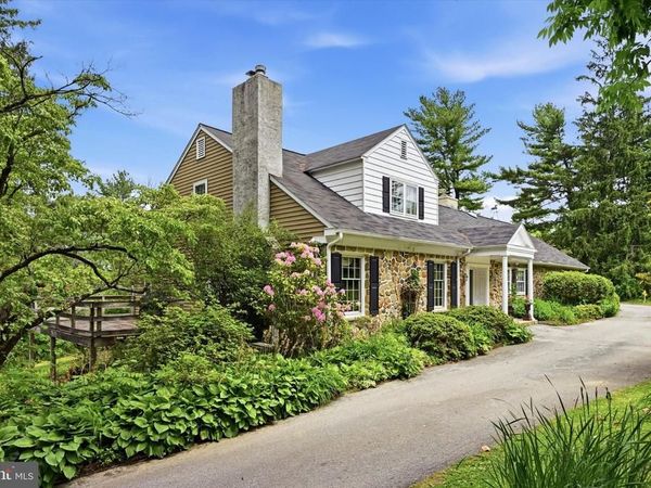 1646 FAIRVIEW ROAD, GLENMOORE, PA 19343