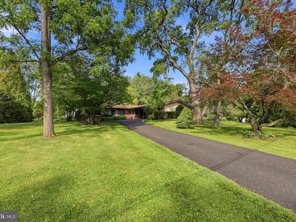 2 BONNIE LANE , COLLEGEVILLE, PA 19426