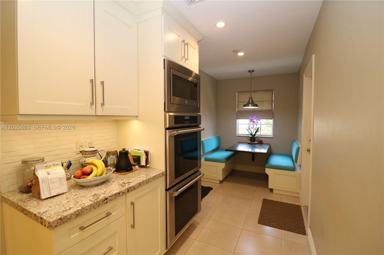 6160 SW 84th St, South Miami, FL 33143 Photo