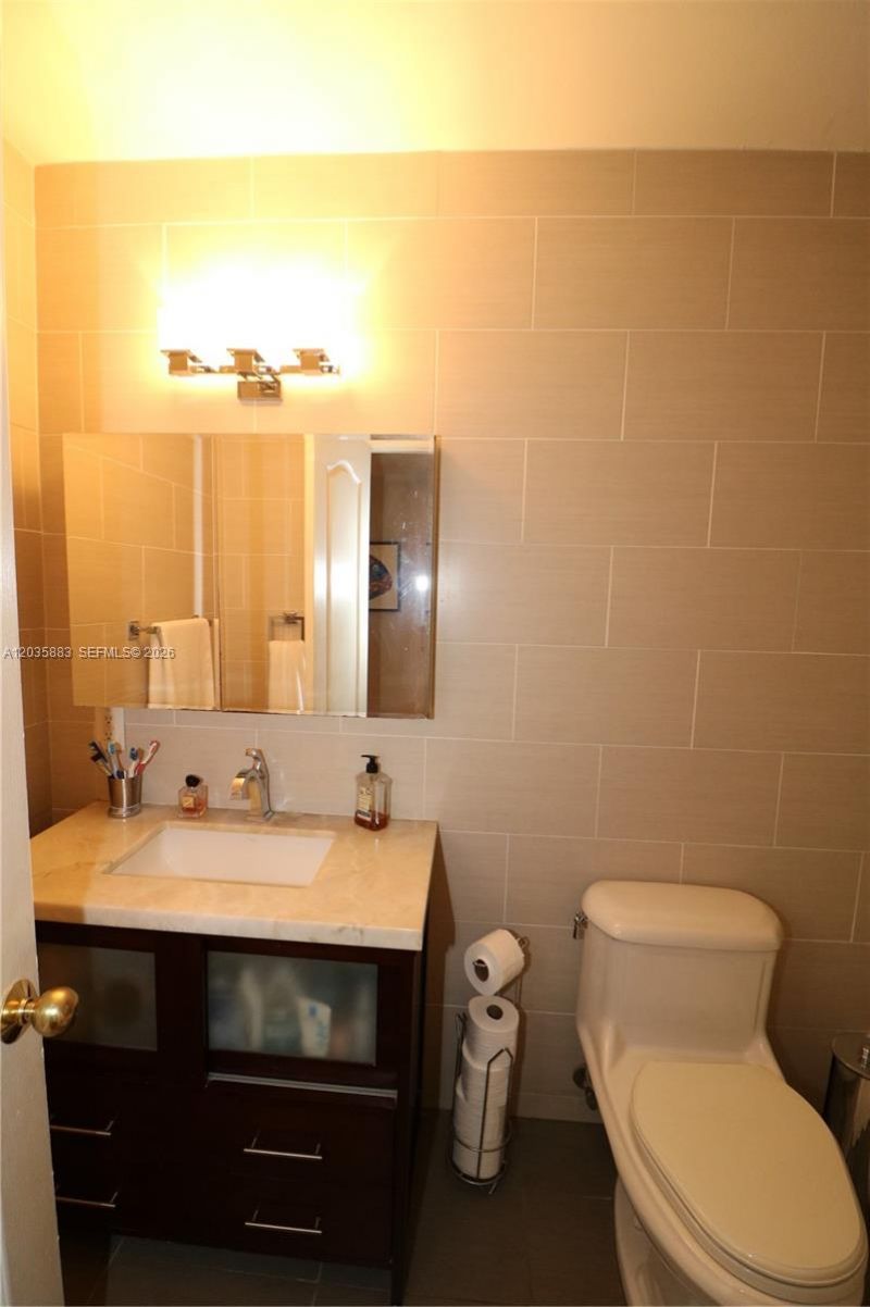 6160 SW 84th St, South Miami, FL 33143 Photo