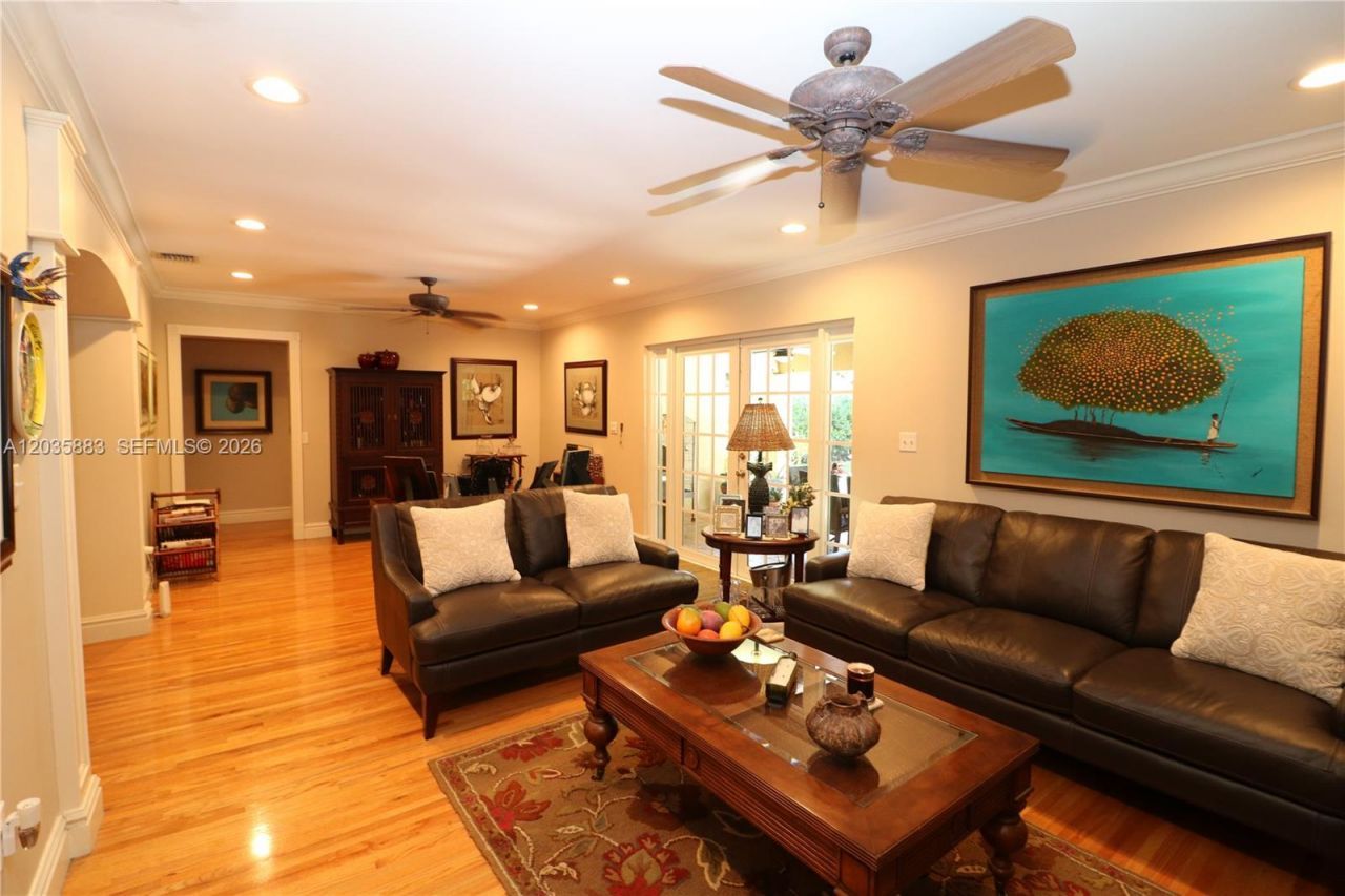 6160 SW 84th St, South Miami, FL 33143 Photo