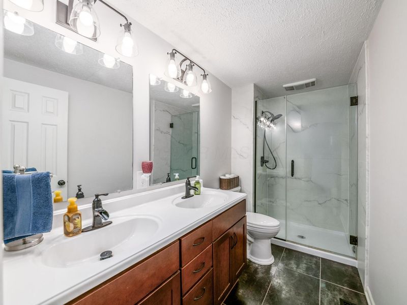 3553 Skipstone Place, Columbus, OH 43221 Photo 10