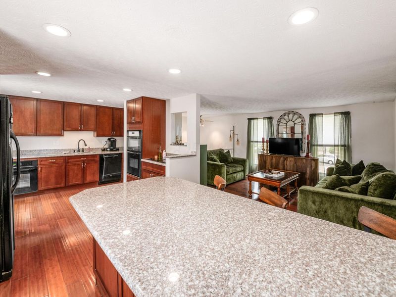 3553 Skipstone Place, Columbus, OH 43221 Photo 38