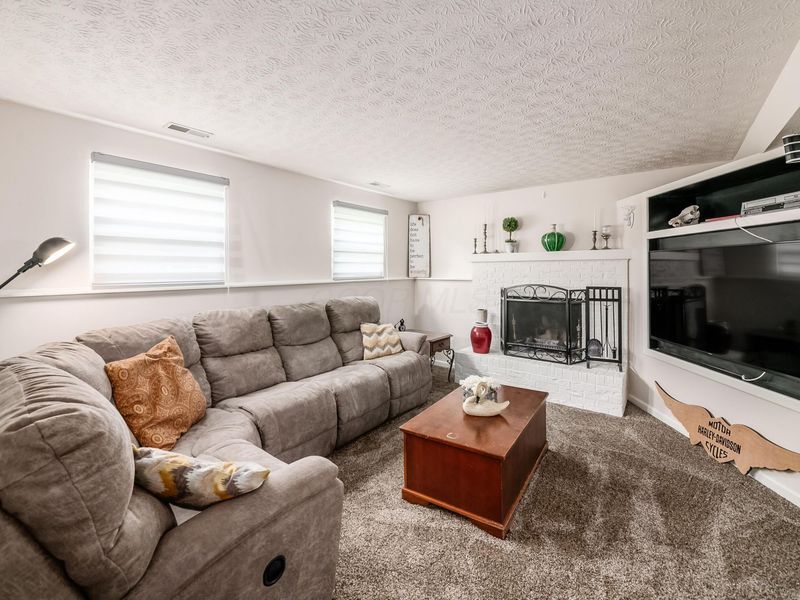 3553 Skipstone Place, Columbus, OH 43221 Photo 7
