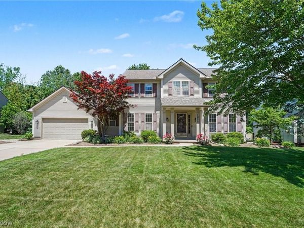 1023 Coopers Run , Amherst, OH 44001