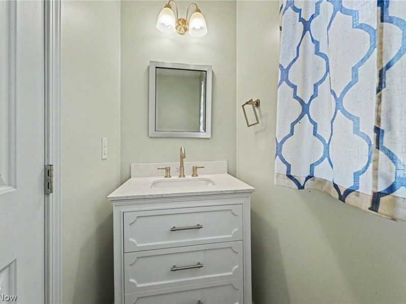 1023 Coopers Run , Amherst, OH 44001 Photo 13