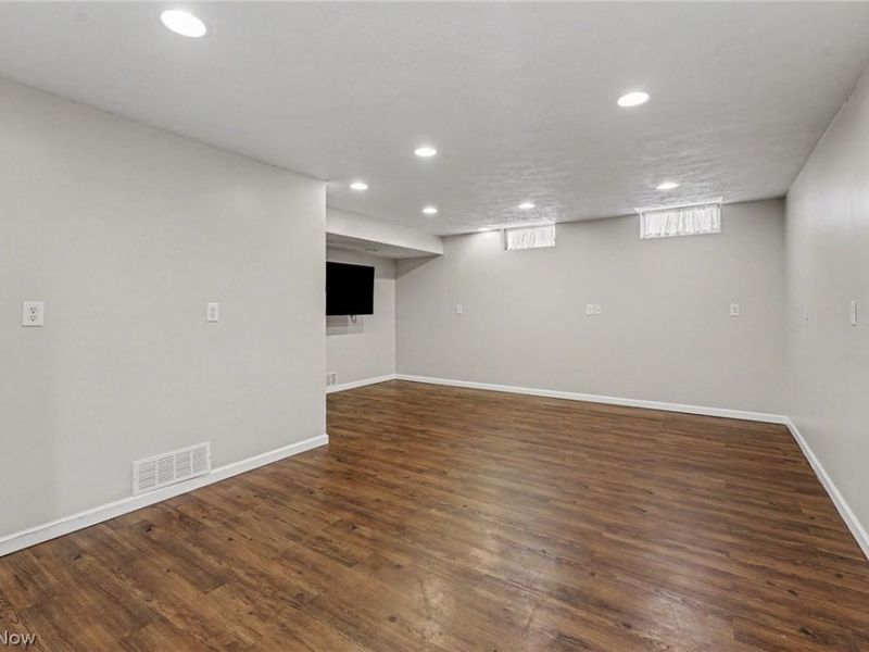 1023 Coopers Run, Amherst, OH 44001 Photo 30