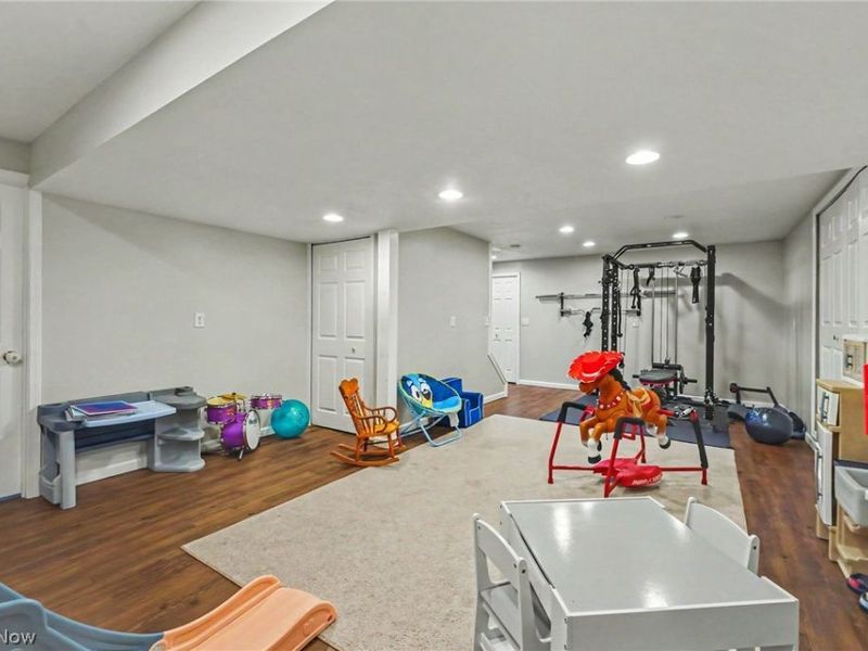 1023 Coopers Run , Amherst, OH 44001 Photo 31