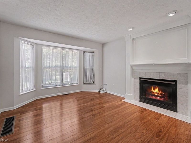 1023 Coopers Run , Amherst, OH 44001 Photo 5
