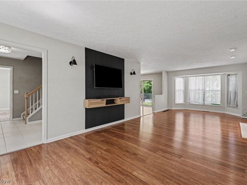 1023 Coopers Run , Amherst, OH 44001 Photo 8