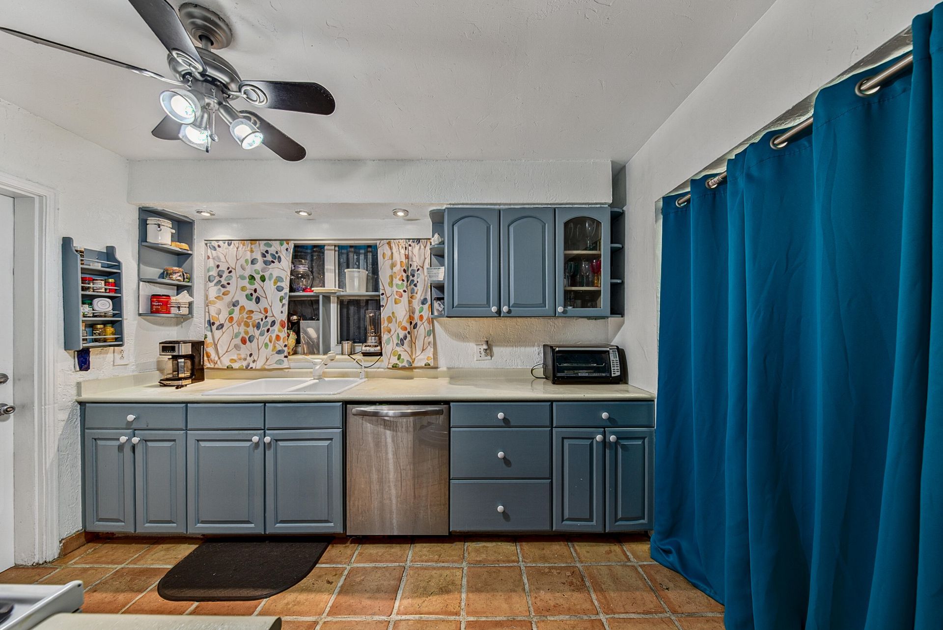 2318 N Ocean Boulevard, Fort Lauderdale, FL 33305 Photo