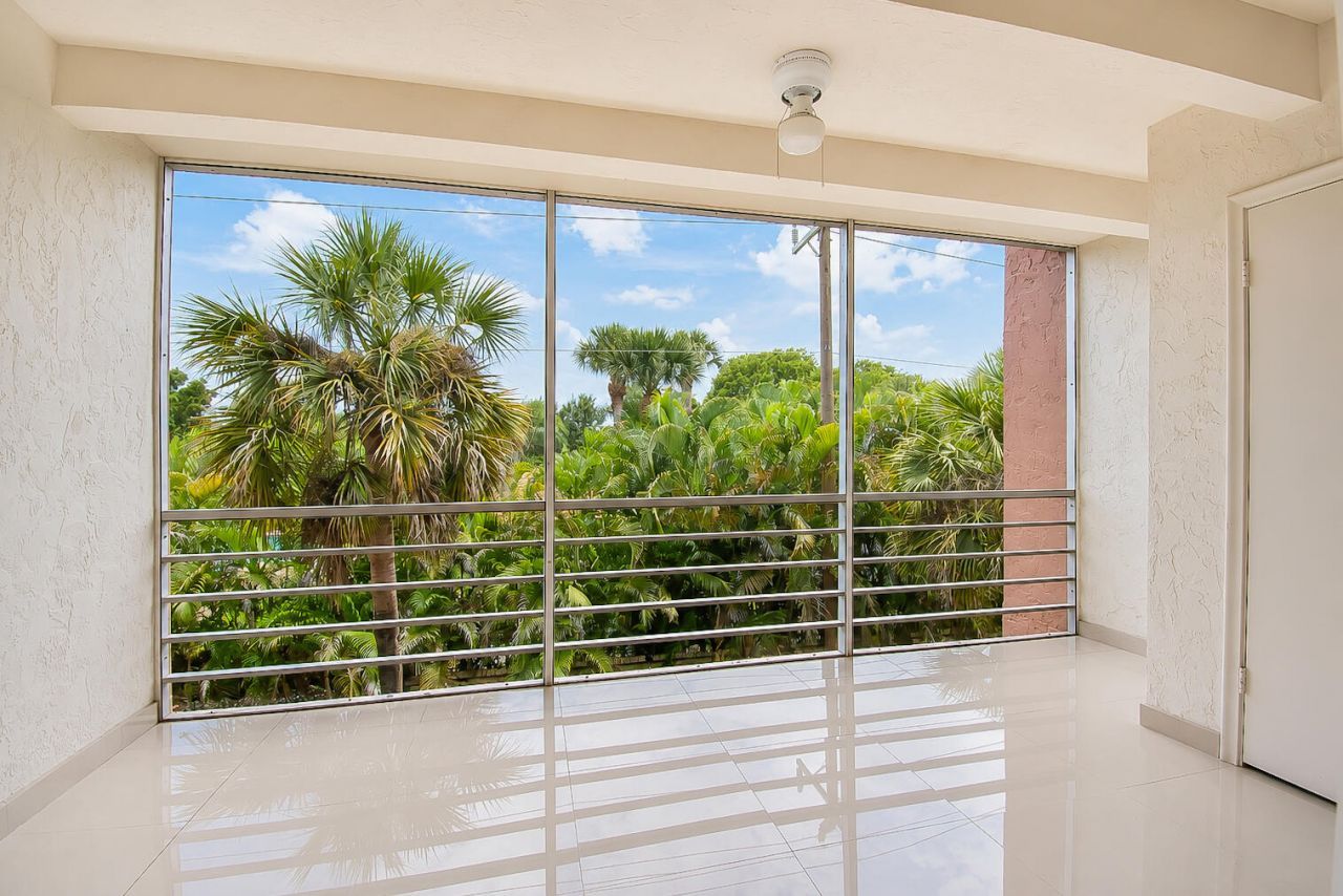 10110 Boca Entrada Blvd, Unit 305, Boca Raton, FL 33428 Photo