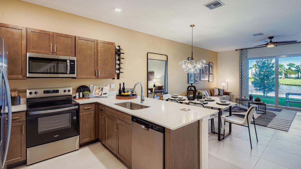 202 Lakeside Landing Drive, Royal Palm Beach, FL 33411 Photo