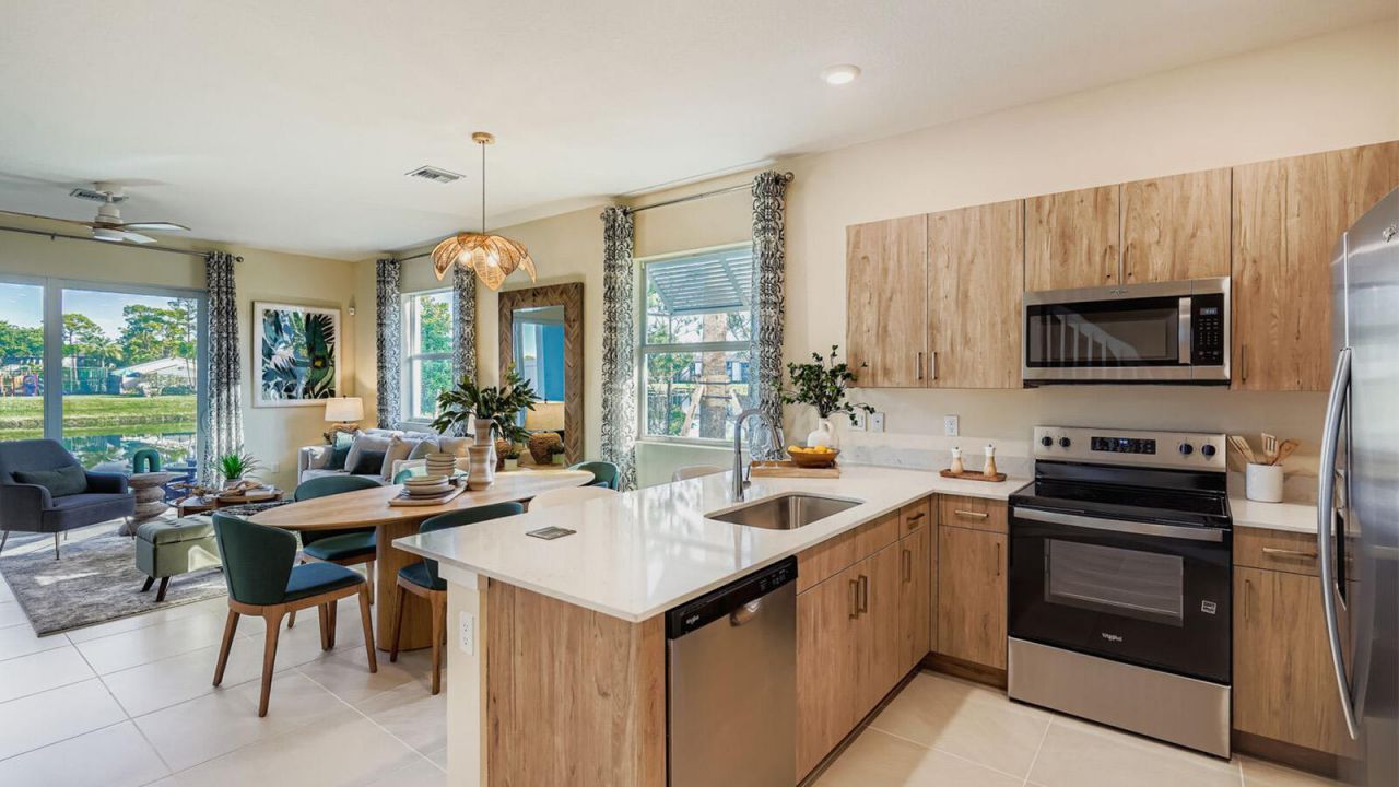 202 Lakeside Landing Drive, Royal Palm Beach, FL 33411 Photo