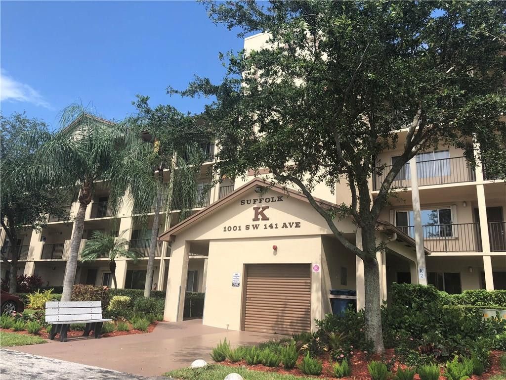 1001 SW 141st Avenue, Unit 311k, Pembroke Pines, FL 33027 Photo