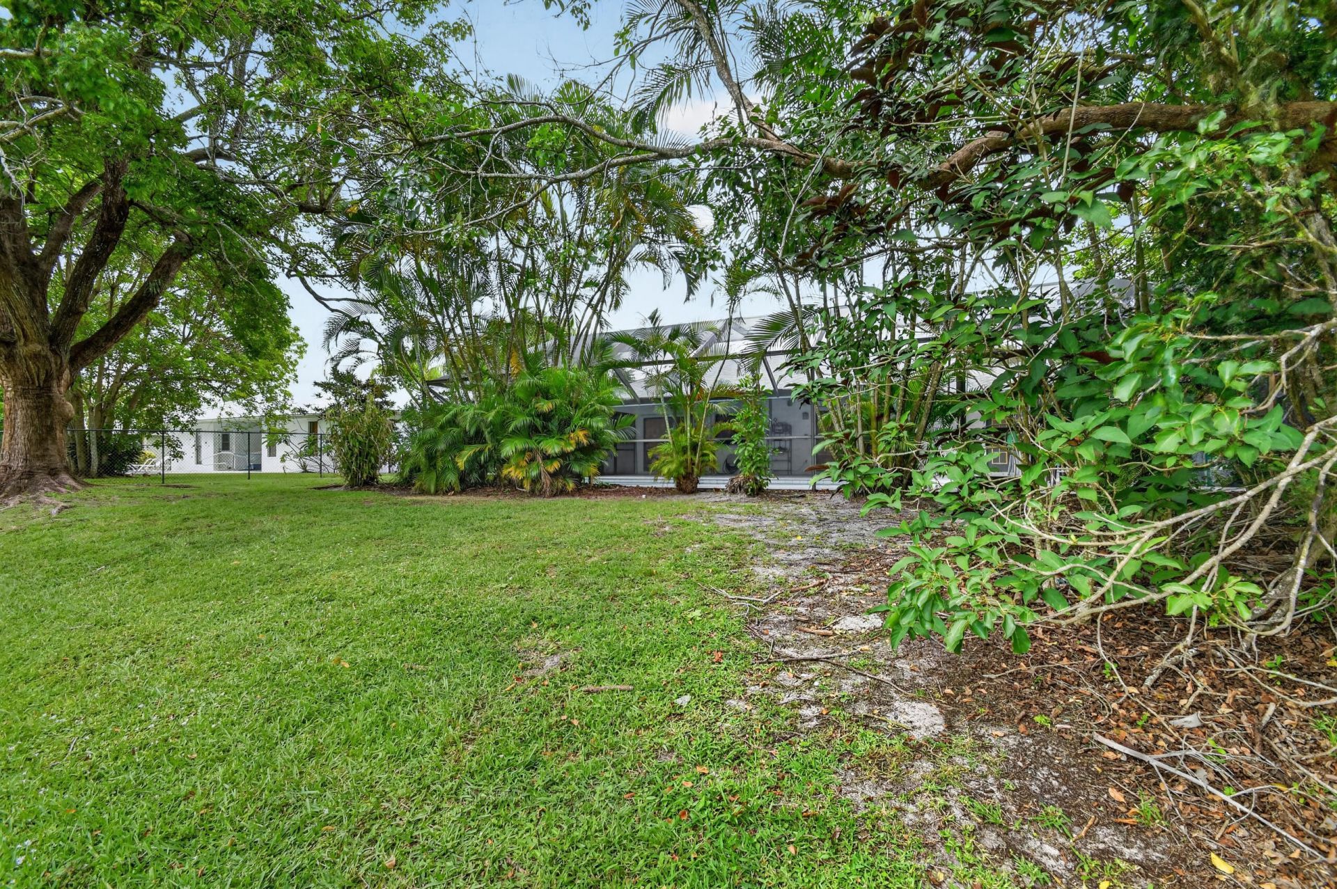 13606 Columbine Avenue, Wellington, FL 33414 Photo