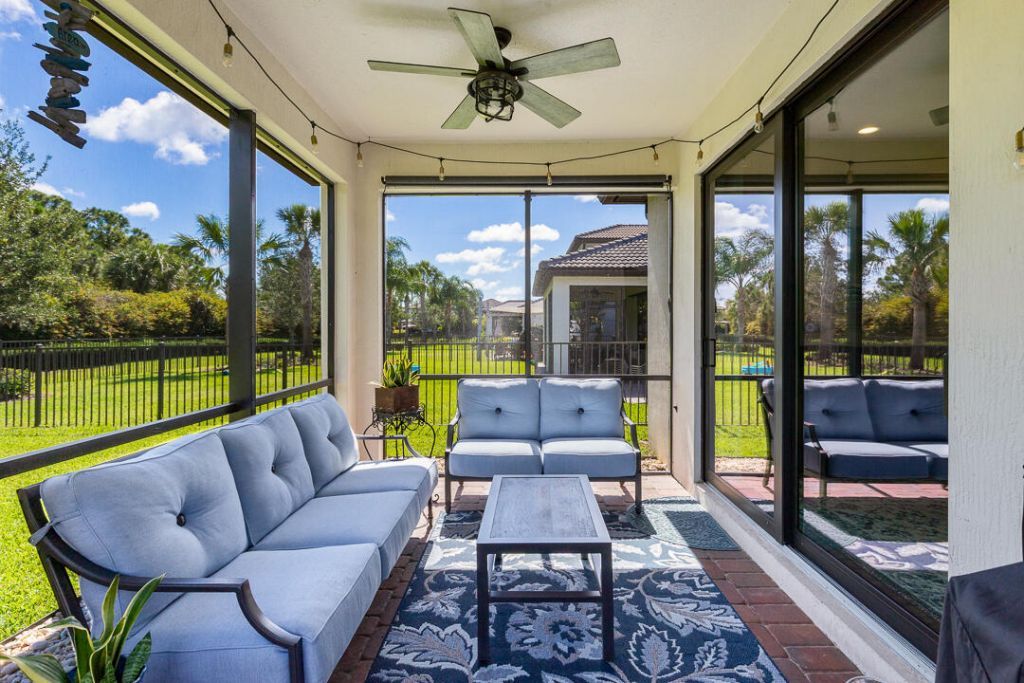 827 SE Villandry Way, Port Saint Lucie, FL 34984 Photo