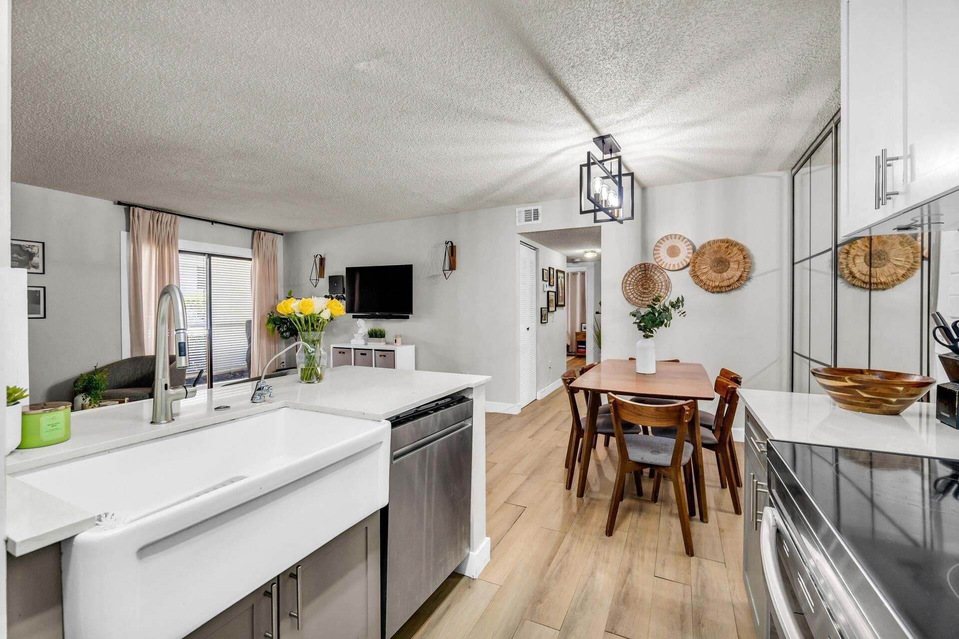 9729 Hammocks Boulevard, Unit 101e, Miami, FL 33196 Photo