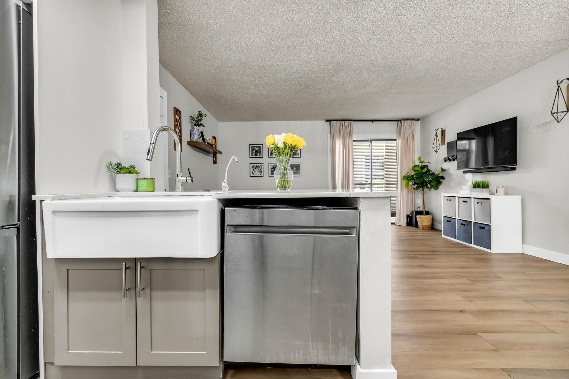 9729 Hammocks Boulevard, Unit 101e, Miami, FL 33196 Photo