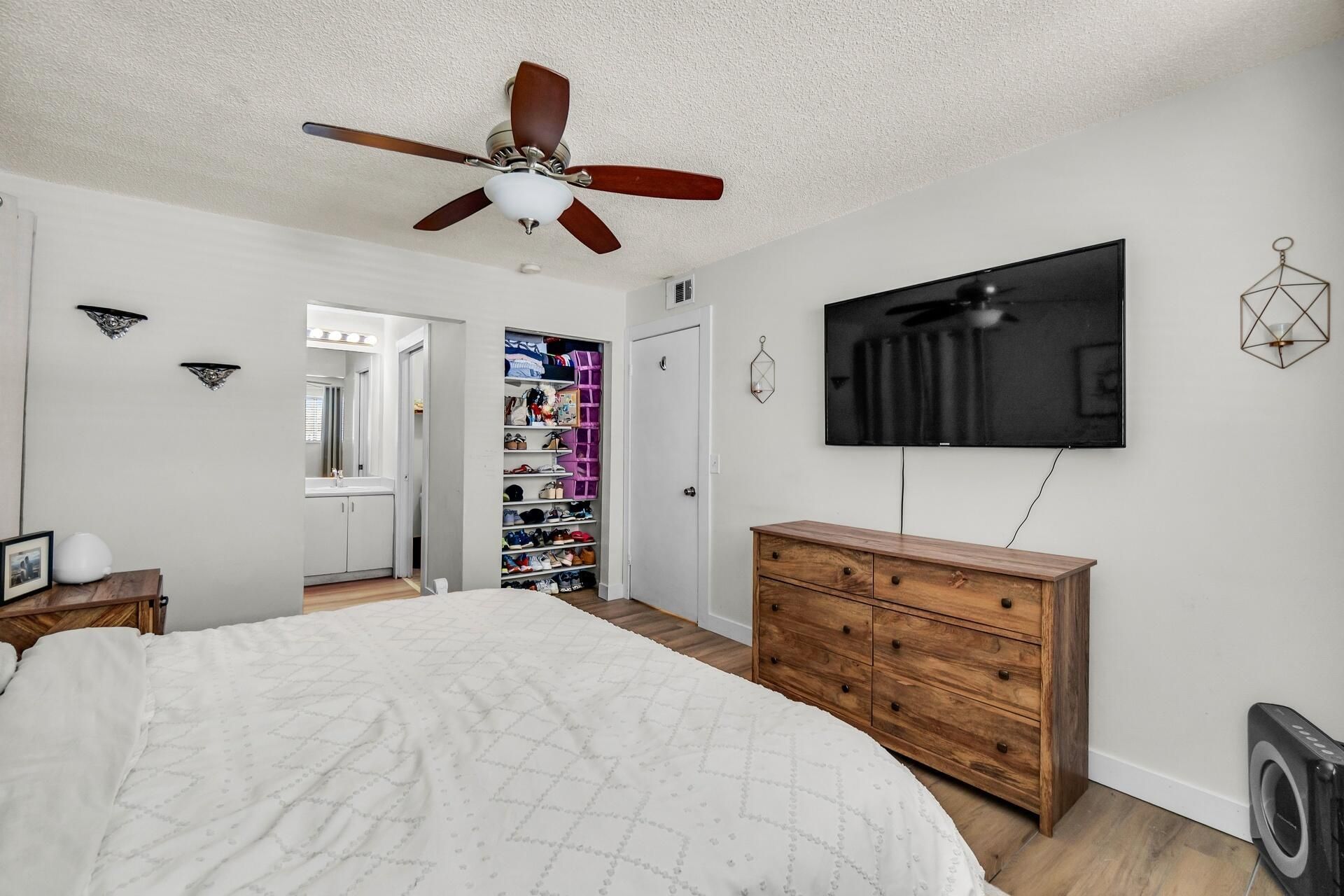 9729 Hammocks Boulevard, Unit 101e, Miami, FL 33196 Photo