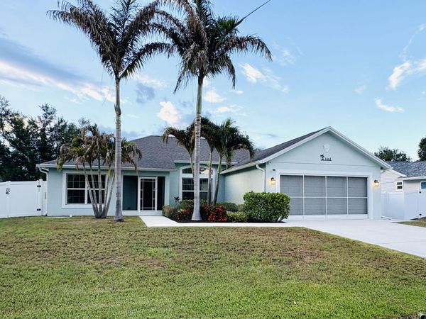 1461 SW Santiago Avenue, Port St. Lucie, FL 34953