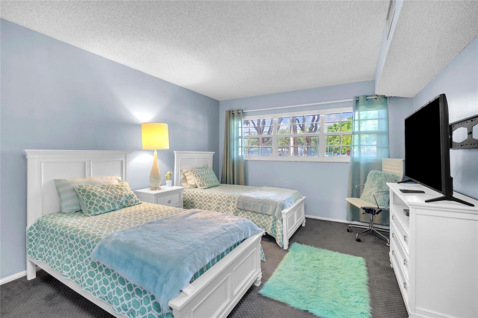 400 Oaks Lane, Unit 115, Pompano Beach, FL 33069 Photo