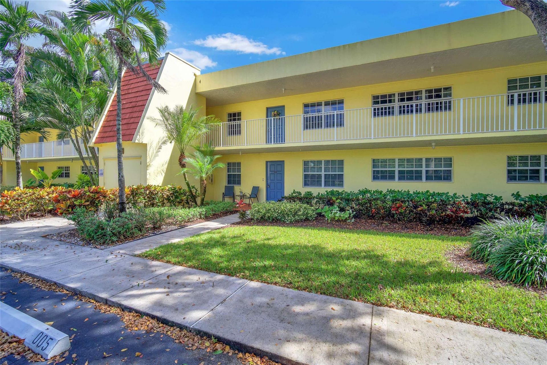 400 Oaks Lane, Unit 115, Pompano Beach, FL 33069 Photo