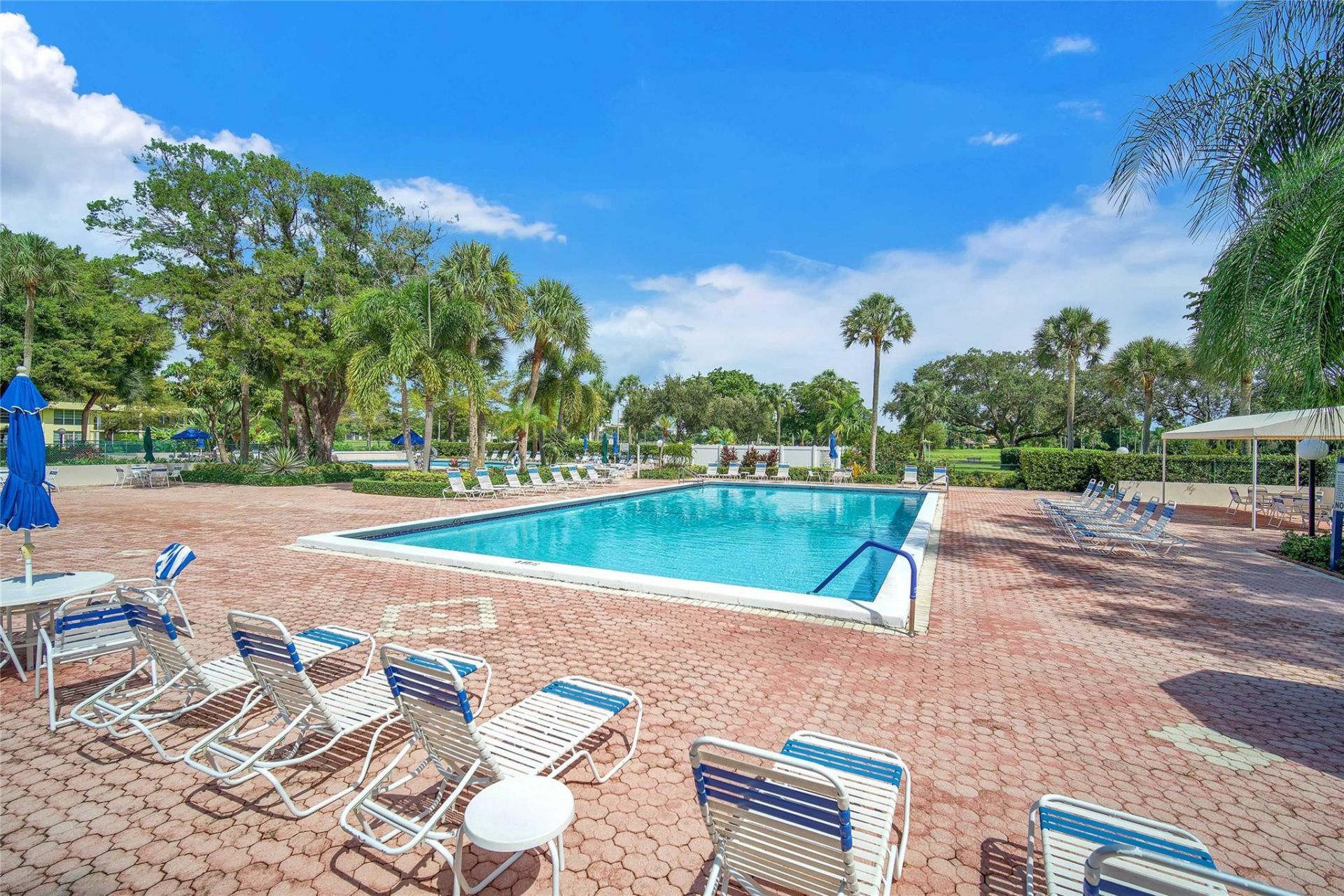 400 Oaks Lane, Unit 115, Pompano Beach, FL 33069 Photo