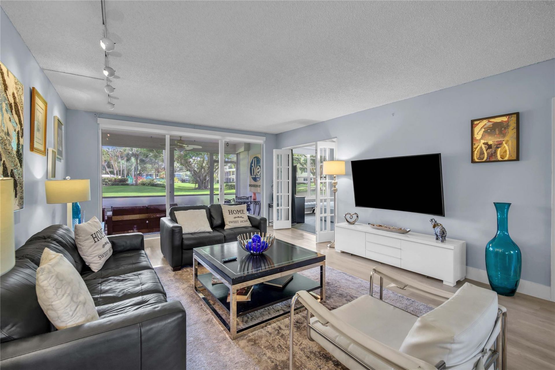 400 Oaks Lane, Unit 115, Pompano Beach, FL 33069 Photo