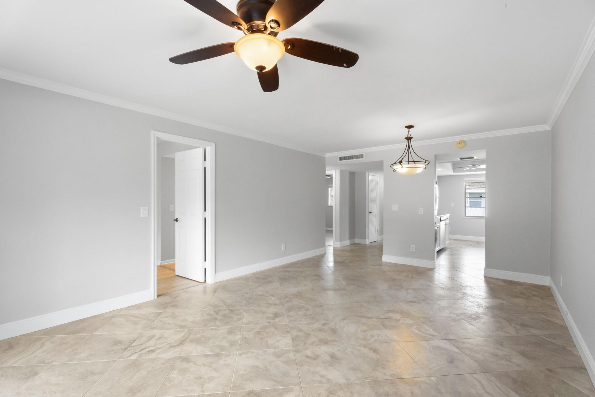 1166 6th Avenue, Unit A6, Vero Beach, FL 32960 Photo