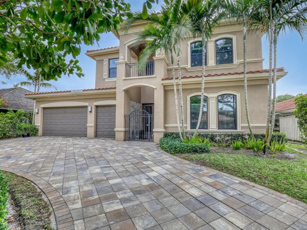 10 Kintyre Road, Palm Beach Gardens, FL 33418