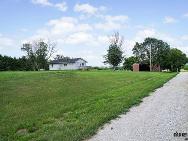 62208 705 Road, Pawnee City, NE 68420