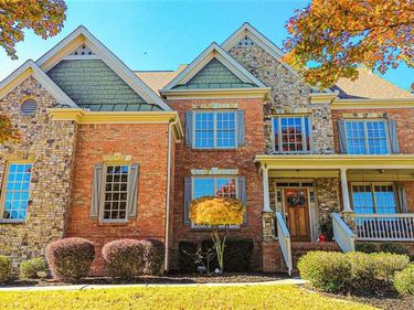 3094 Walkers Falls Way, Buford, GA 30519