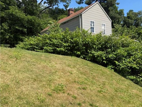 1209 N 8th Street, Martins Ferry, OH 43935