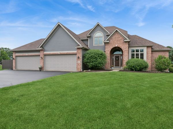 Spring Grove, IL 60081