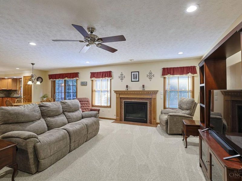 304 Chinkapin, Englewood, OH 45315 Photo 8