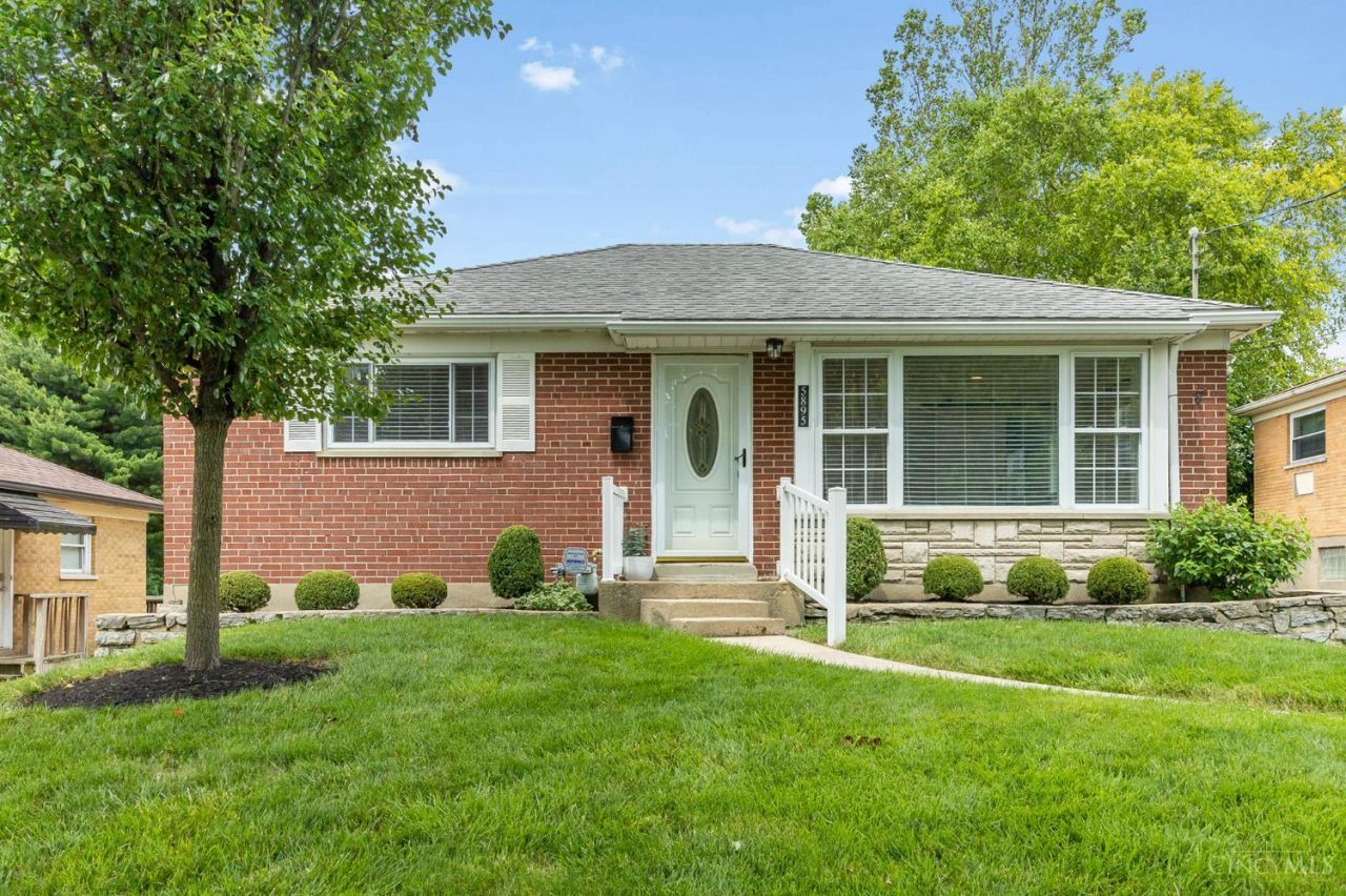5895 Giffindale Drive, Cincinnati, OH 45239 Main Photo