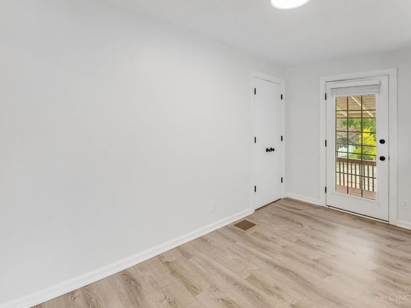 5895 Giffindale Drive, Cincinnati, OH 45239 Photo 18