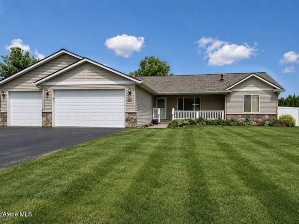 2104 W Evening Star RD, Post Falls, ID 83854