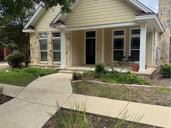 2215 Gruene Lake Drive , New Braunfels, TX 78130