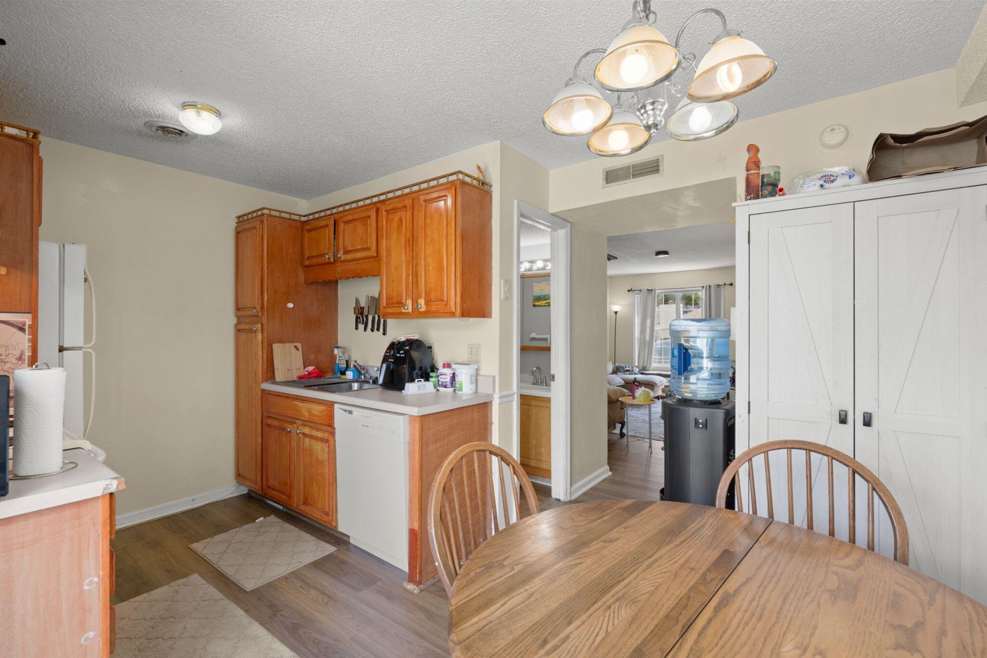 111 Elmwood Avenue Photo 12