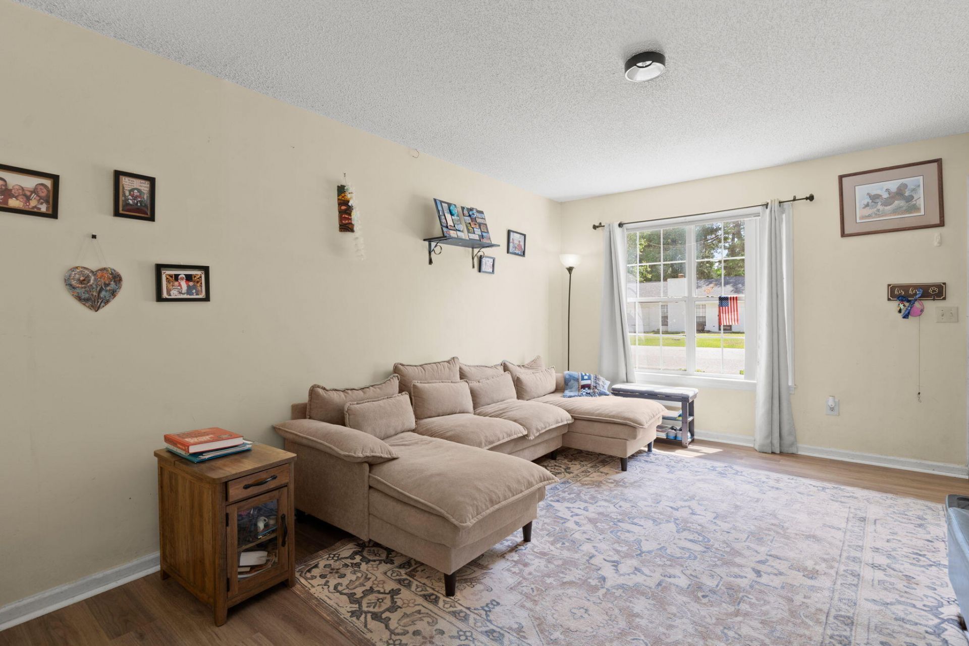 111 Elmwood Avenue Photo 4