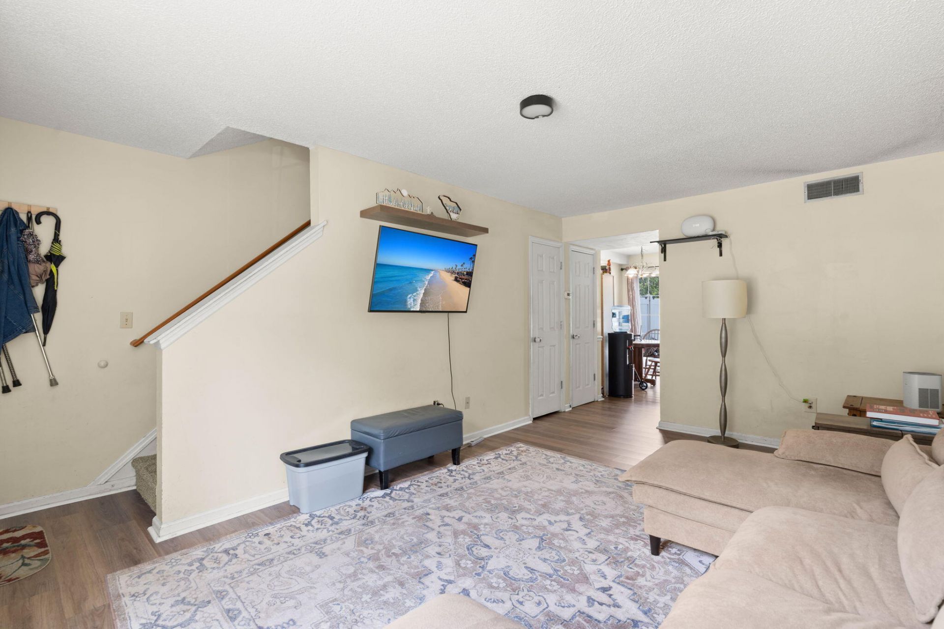 111 Elmwood Avenue Photo 7