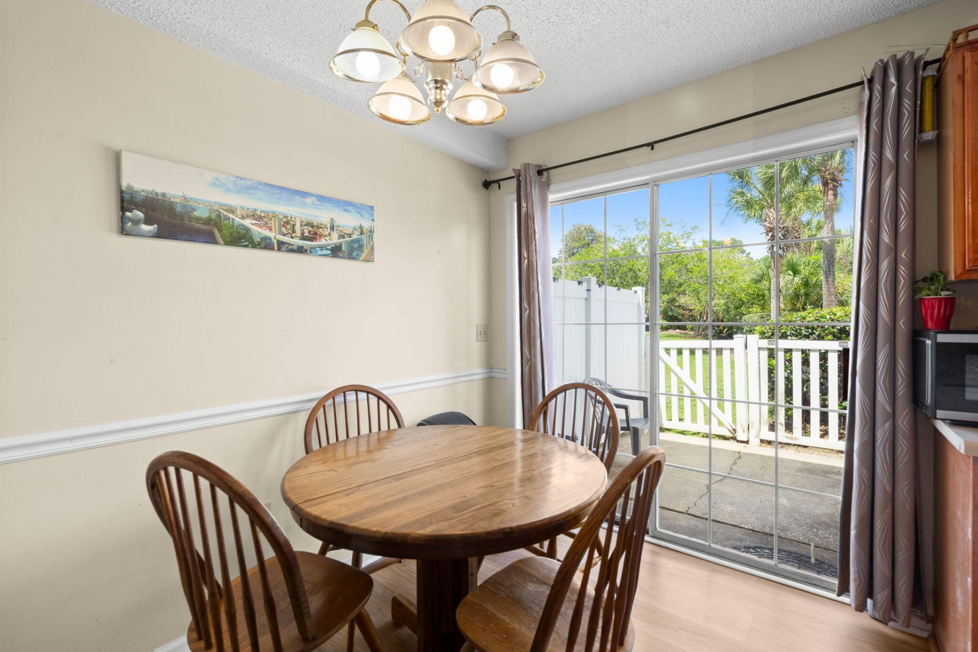 111 Elmwood Avenue Photo 8