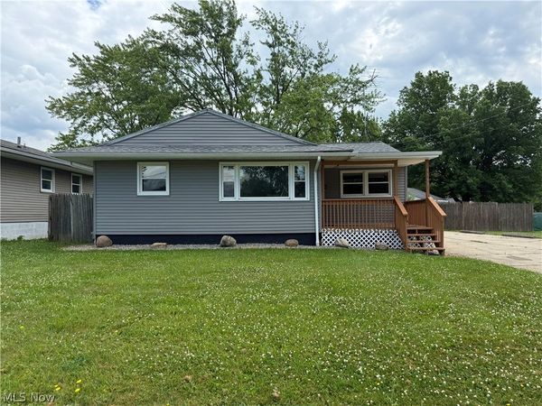 3160 Linda Drive NW, Warren, OH 44485