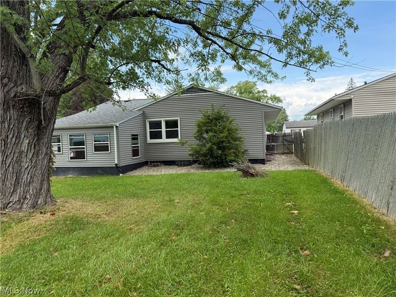 3160 Linda Drive NW, Warren, OH 44485 Photo 20