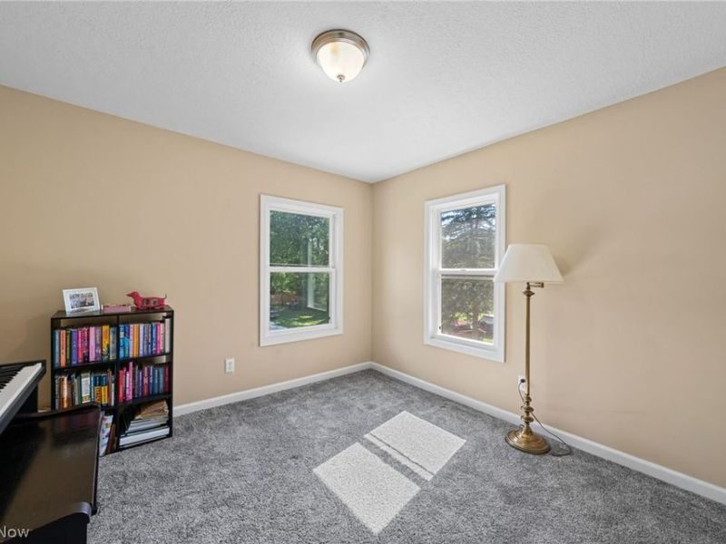 327 Sewell Avenue , Akron, OH 44319 Photo 25