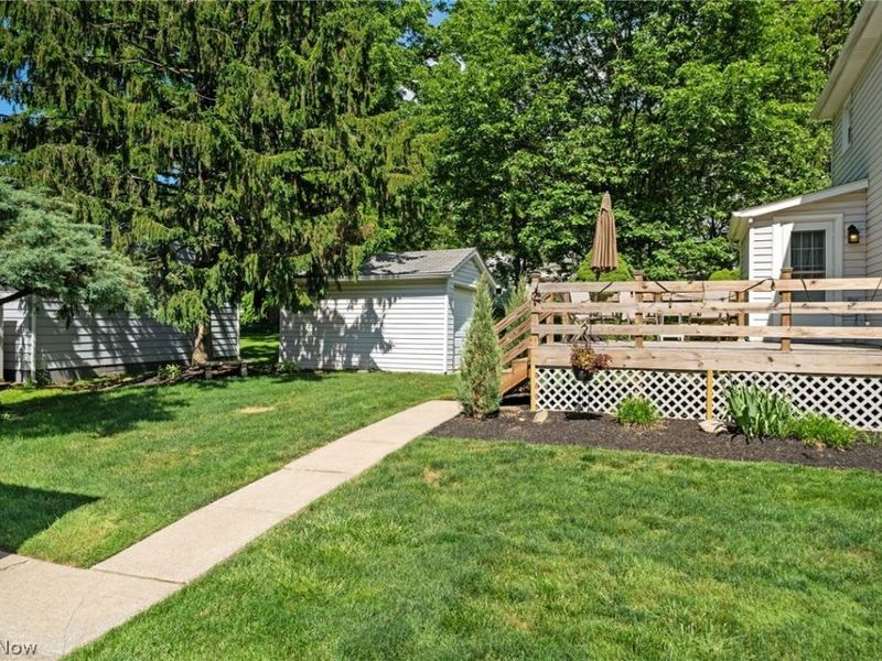 327 Sewell Avenue , Akron, OH 44319 Photo 33